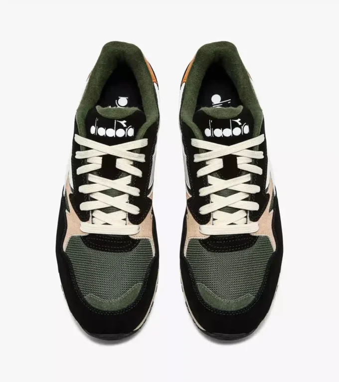 N902 Sporty sneakers N902 Sporty sneakers