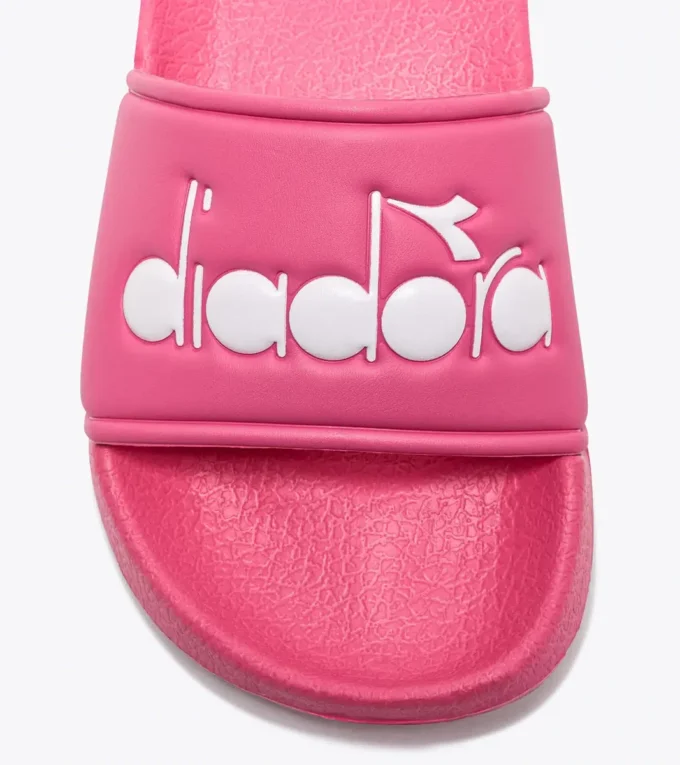 Praia Slippers Praia Slippers