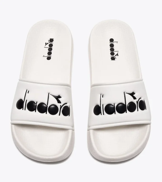 Praia Slippers Praia Slippers