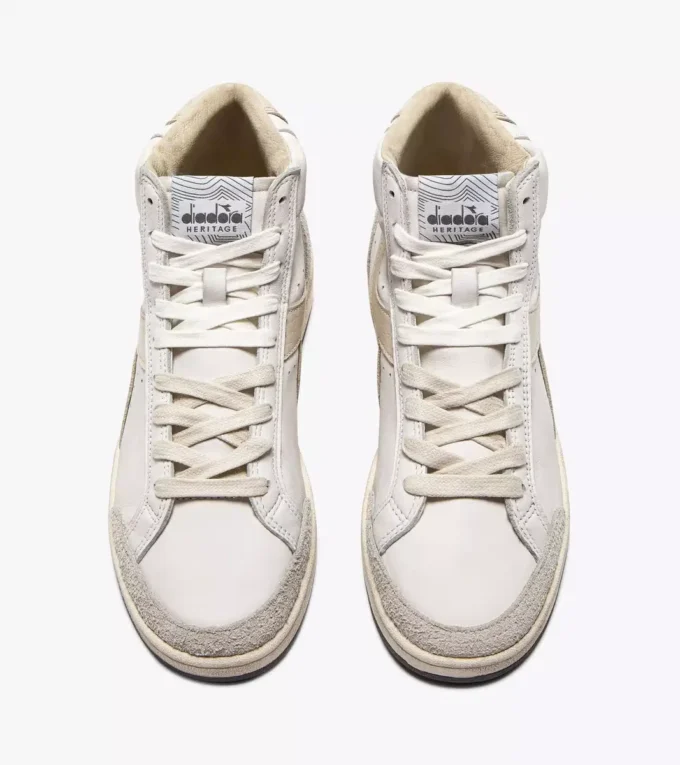 Prestige High Used Heritage sneaker made from leather