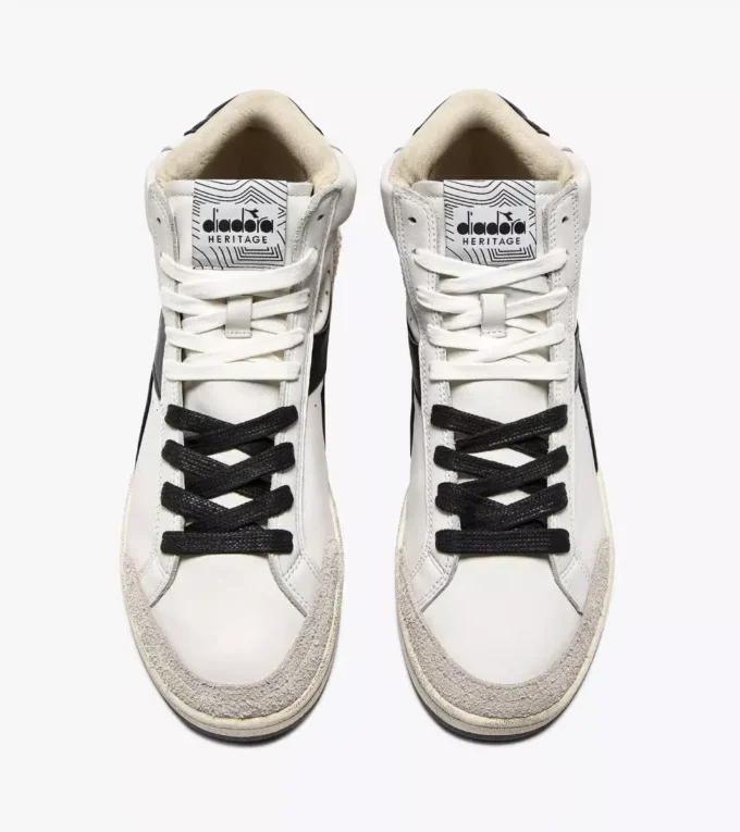 Prestige High Used Heritage sneaker made from leather