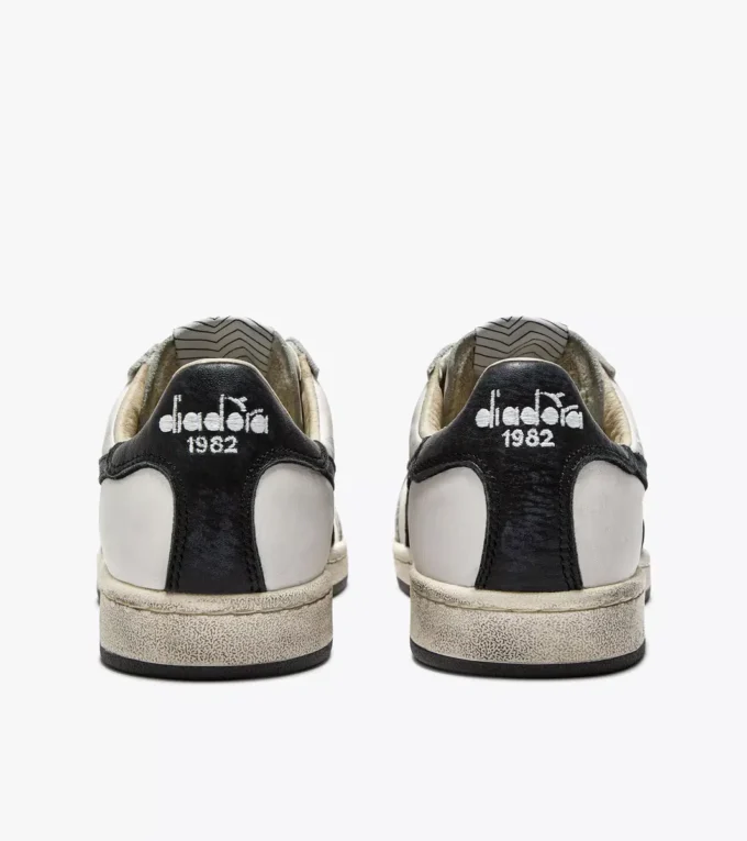 Prestige Used Heritage sneaker made from leather