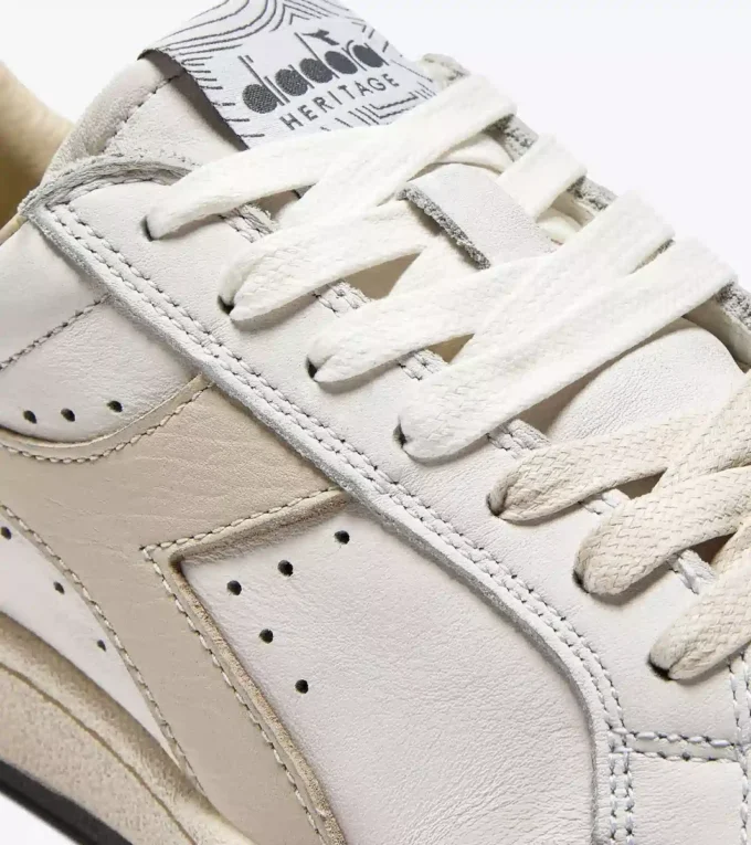 Prestige Used Heritage sneaker made from leather