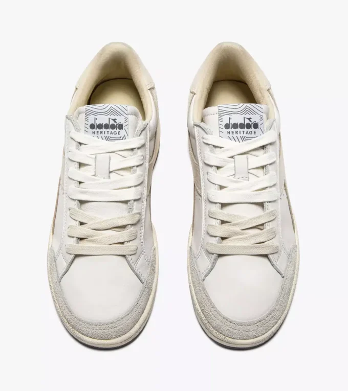 Prestige Used Heritage sneaker made from leather