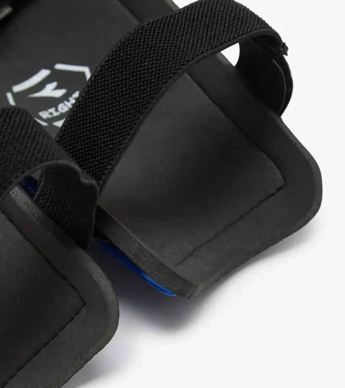Pt Azzurri Hs Shin guards Pt Azzurri Hs Shin guards
