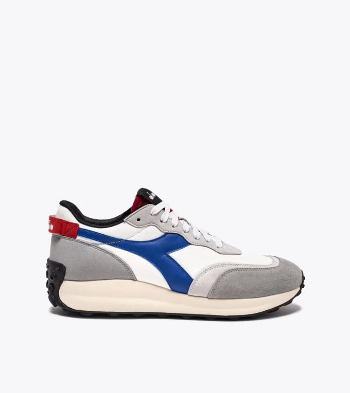 Race Nyl Sporty sneakers – Gender neutral Race Nyl Sporty sneakers – Gender neutral