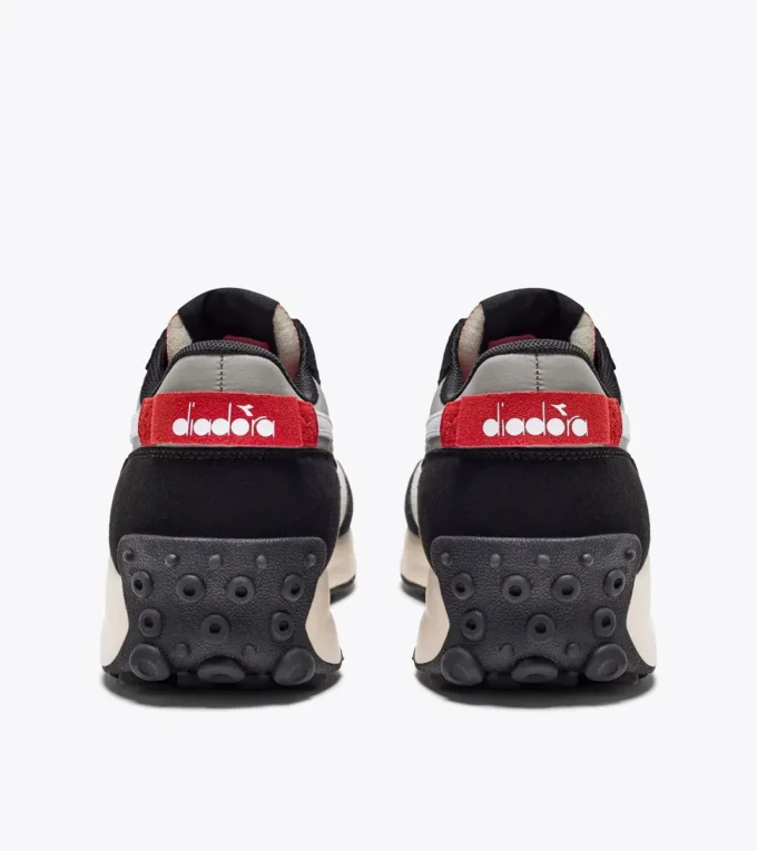 Race Nyl Sporty sneakers – Gender neutral Race Nyl Sporty sneakers – Gender neutral