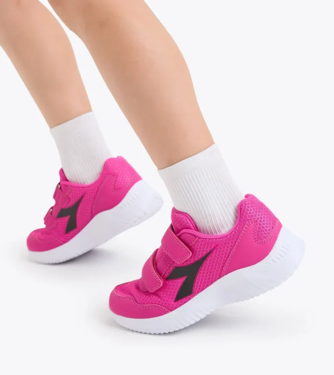 Robin 3 Jr V Junior velcro-strap running shoe – Unisex Robin 3 Jr V Junior velcro-strap running shoe – Unisex