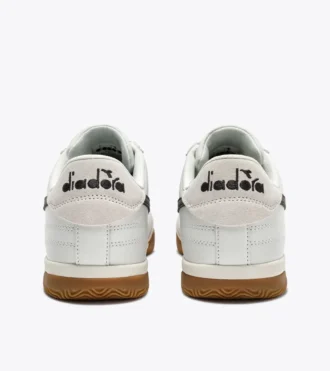 Seoul Indoor Terrace-inspired leather sneakers