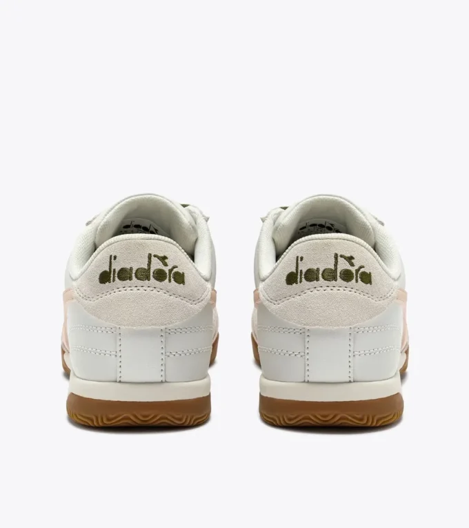 Seoul Indoor Terrace-inspired leather sneakers