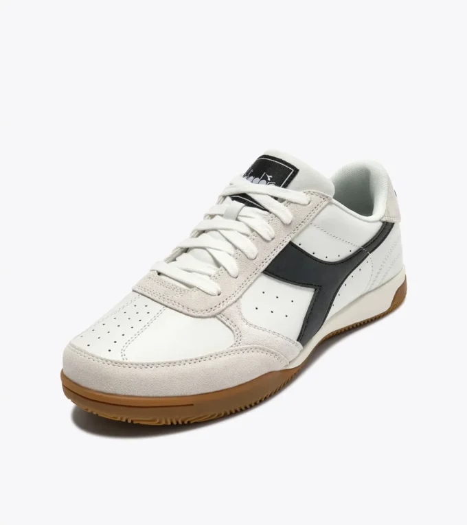 Seoul Indoor Terrace-inspired leather sneakers Seoul Indoor Terrace-inspired leather sneakers