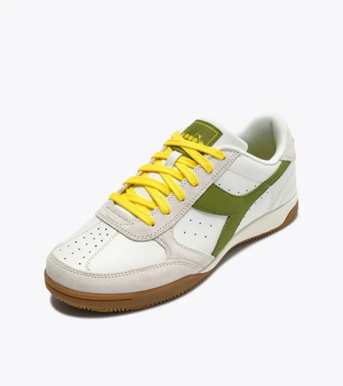 Seoul Indoor Terrace-inspired leather sneakers
