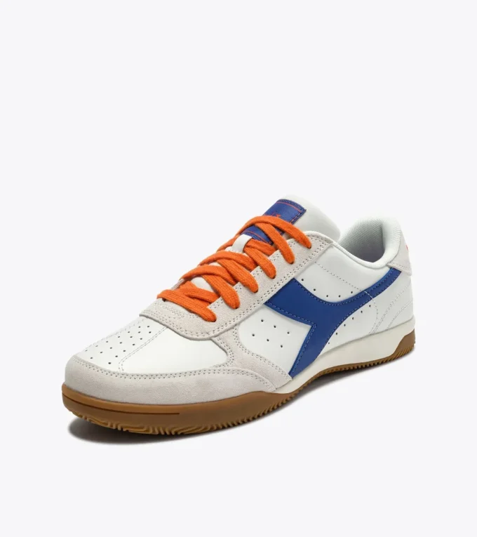 Seoul Indoor Terrace-inspired leather sneakers