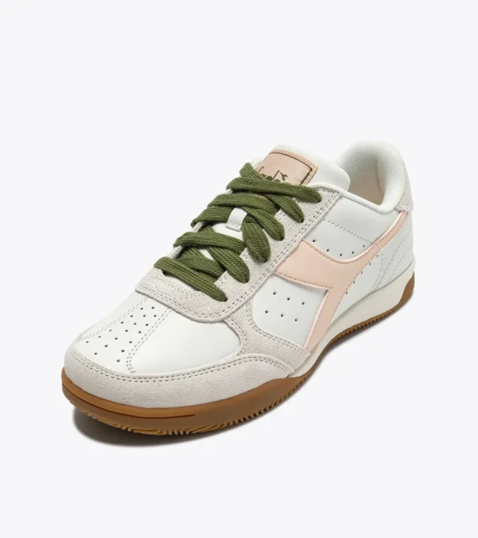 Seoul Indoor Terrace-inspired leather sneakers