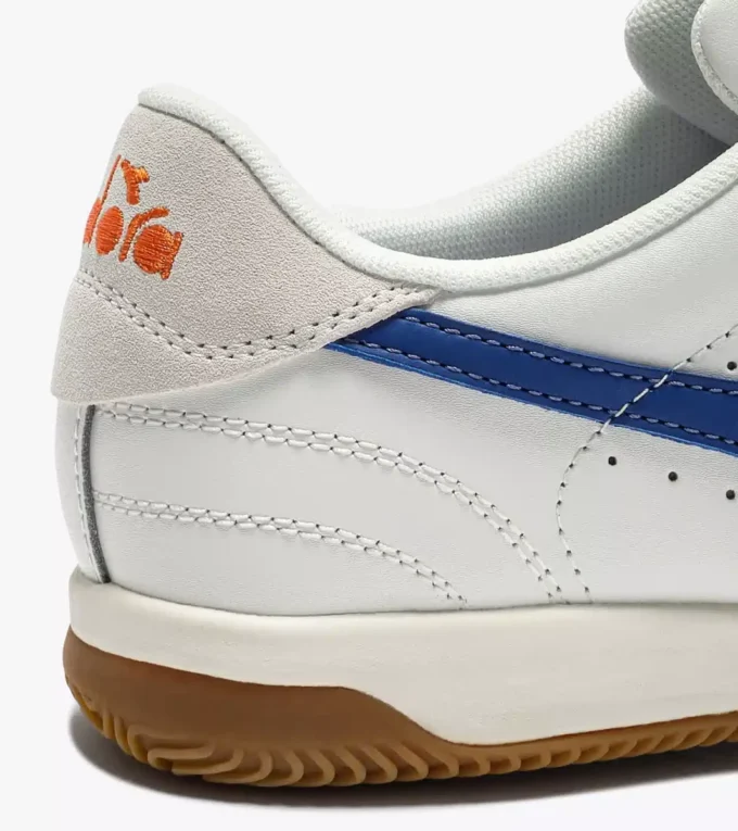 Seoul Indoor Terrace-inspired leather sneakers