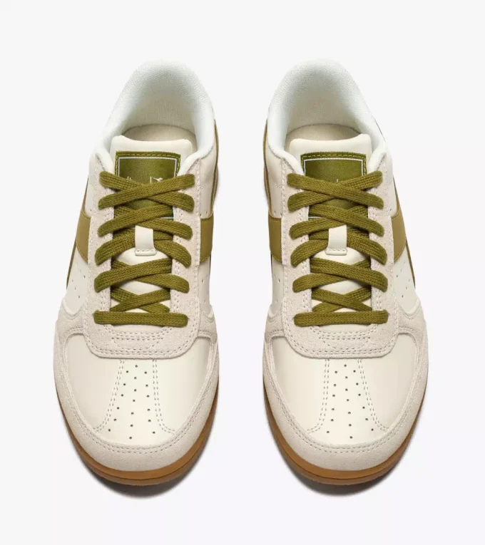 Seoul Indoor Terrace-inspired leather sneakers