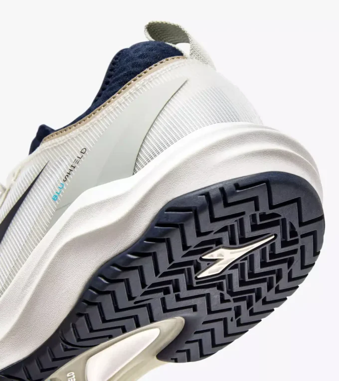 Speed Blushield Fly 4 + Ag Tennis shoes for hard surfaces or clay Speed Blushield Fly 4 + Ag Tennis shoes for hard surfaces or clay