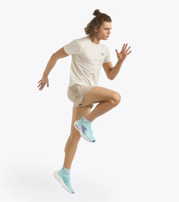 Super Light Ss T-Shirt Running t-shirt – Coolcore light fabric Super Light Ss T-Shirt Running t-shirt – Coolcore light fabric