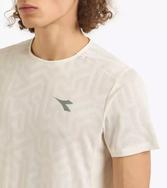 Super Light Ss T-Shirt Running t-shirt – Coolcore light fabric Super Light Ss T-Shirt Running t-shirt – Coolcore light fabric