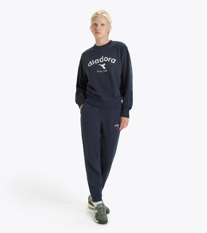 Sweatshirt Crew Athl. Logo Crewneck sweatshirt – Gender Neutral Sweatshirt Crew Athl. Logo Crewneck sweatshirt – Gender Neutral