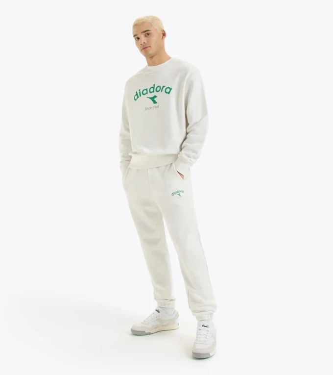 Sweatshirt Crew Athl. Logo Crewneck sweatshirt – Gender Neutral Sweatshirt Crew Athl. Logo Crewneck sweatshirt – Gender Neutral
