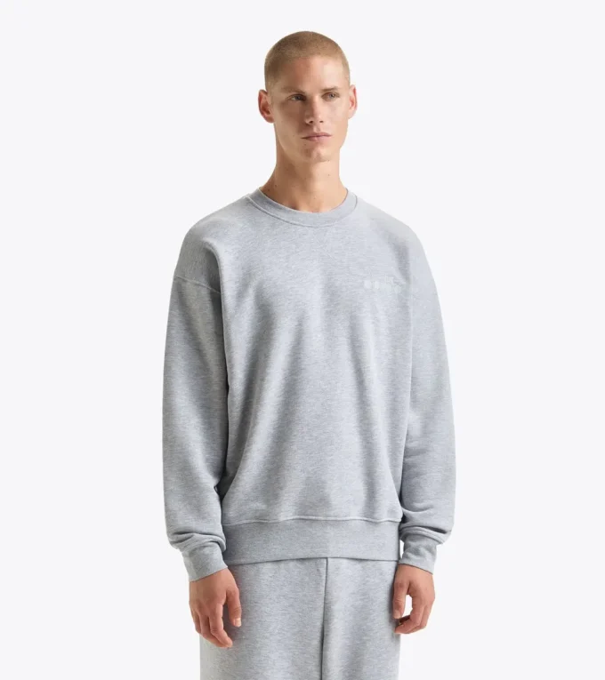 Sweatshirt Crew Athl. Logo Sweatshirt – Gender Neutral Sweatshirt Crew Athl. Logo Sweatshirt – Gender Neutral