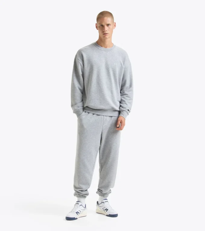 Sweatshirt Crew Athl. Logo Sweatshirt – Gender Neutral Sweatshirt Crew Athl. Logo Sweatshirt – Gender Neutral