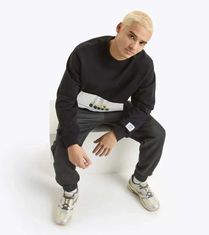 Sweatshirt Crew G.D. 1984 (226) Crewneck sweatshirt – Gender Neutral Sweatshirt Crew G.D. 1984 (226) Crewneck sweatshirt – Gender Neutral
