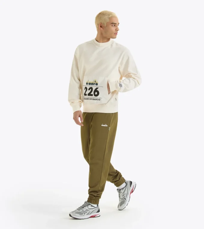 Sweatshirt Crew G.D. 1984 (226) Crewneck sweatshirt – Gender Neutral Sweatshirt Crew G.D. 1984 (226) Crewneck sweatshirt – Gender Neutral