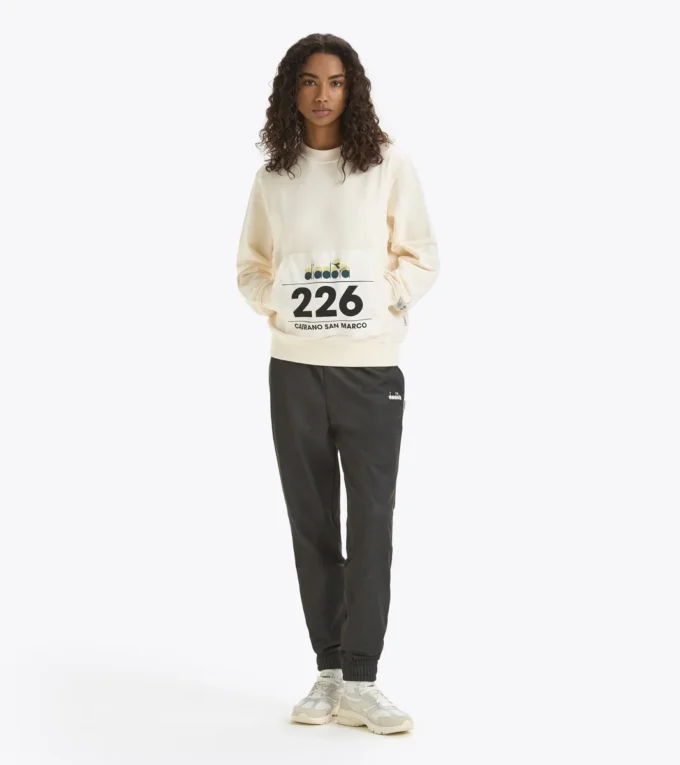 Sweatshirt Crew G.D. 1984 (226) Crewneck sweatshirt – Gender Neutral Sweatshirt Crew G.D. 1984 (226) Crewneck sweatshirt – Gender Neutral