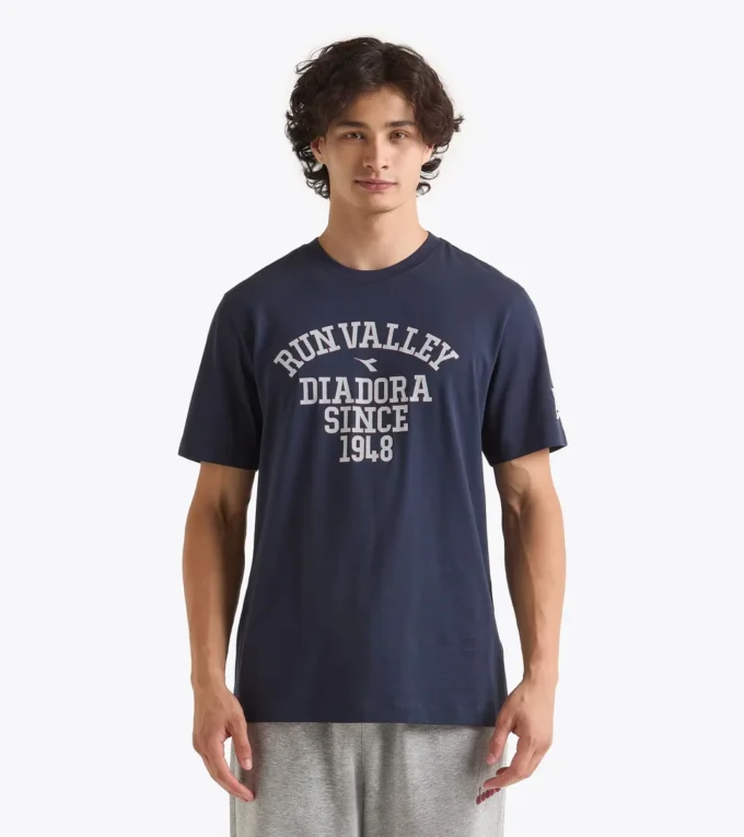 T-Shirt Ss Run Valley College-style inspired t-shirt – Run Valley T-Shirt Ss Run Valley College-style inspired t-shirt – Run Valley