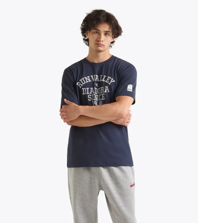 T-Shirt Ss Run Valley College-style inspired t-shirt – Run Valley T-Shirt Ss Run Valley College-style inspired t-shirt – Run Valley
