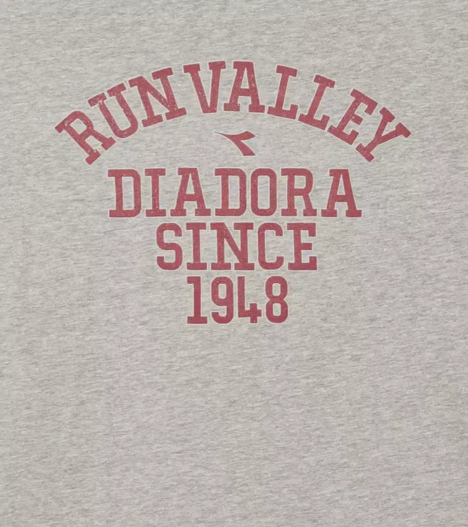 T-Shirt Ss Run Valley College-style inspired t-shirt – Run Valley T-Shirt Ss Run Valley College-style inspired t-shirt – Run Valley