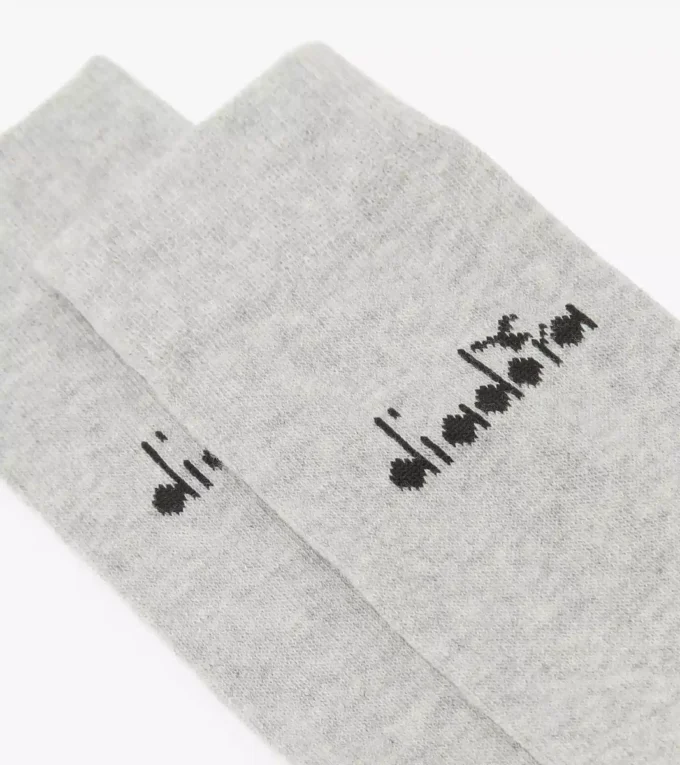 U. Mid Plain Socks 3-Pack Mid socks pack – Three pair – Unisex