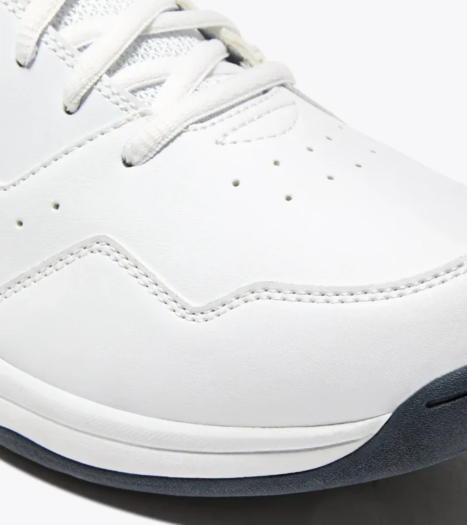 Volee 6 Tennis shoes